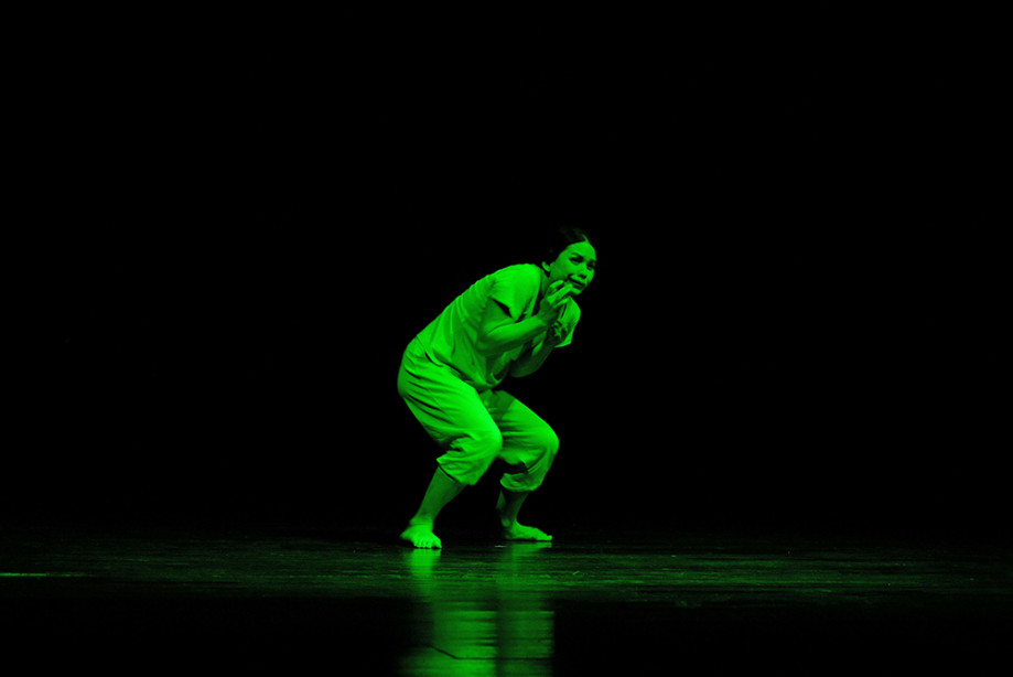 “GONG” Teatral Dans Performansı